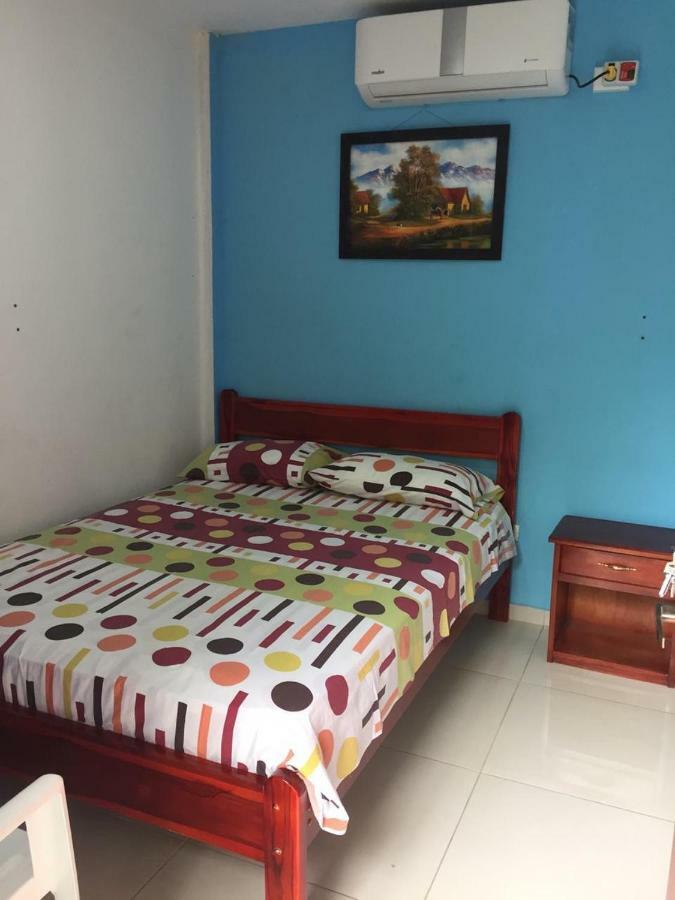 Hostal Sarai Pedernales Exterior foto